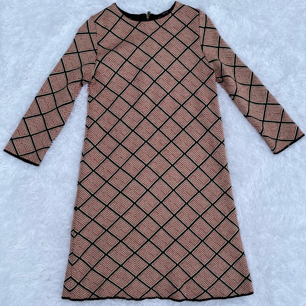 ZARA KNIT LONG SLEEVE DRESS. VINTAGE STYLE. SIZE SMALL